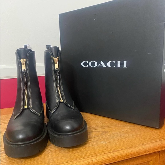 Coach boots original brand-new color black size 7.5 B regular - Picture 1 of 5
